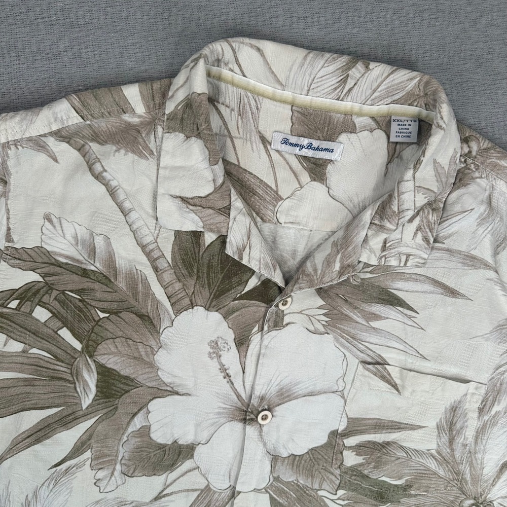 Tommy Bahama Hawaiian Shirt Men XXL Silk Tropical Palm Hibiscus Neutral Jacquard